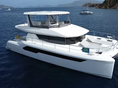 Leopard 53 PowerCat