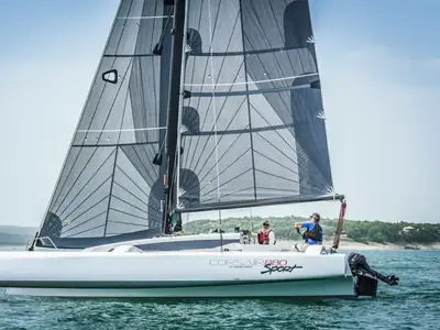 2022 Corsair 880 Sport