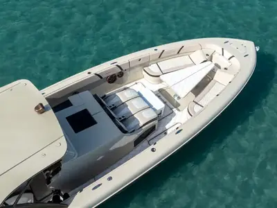 2019 Midnight Express 43 Open