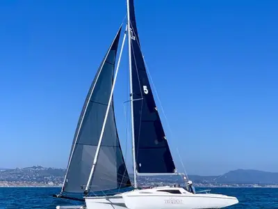 2006 Corsair F28 R