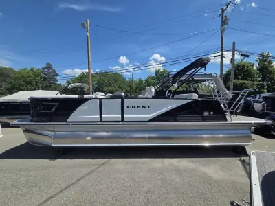 Crest Pontoons 230 SLS