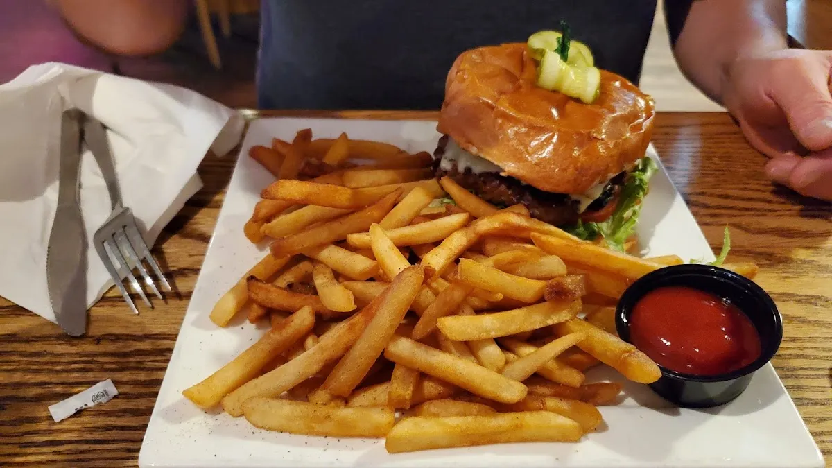 Westsyder Neighbourhood Pub