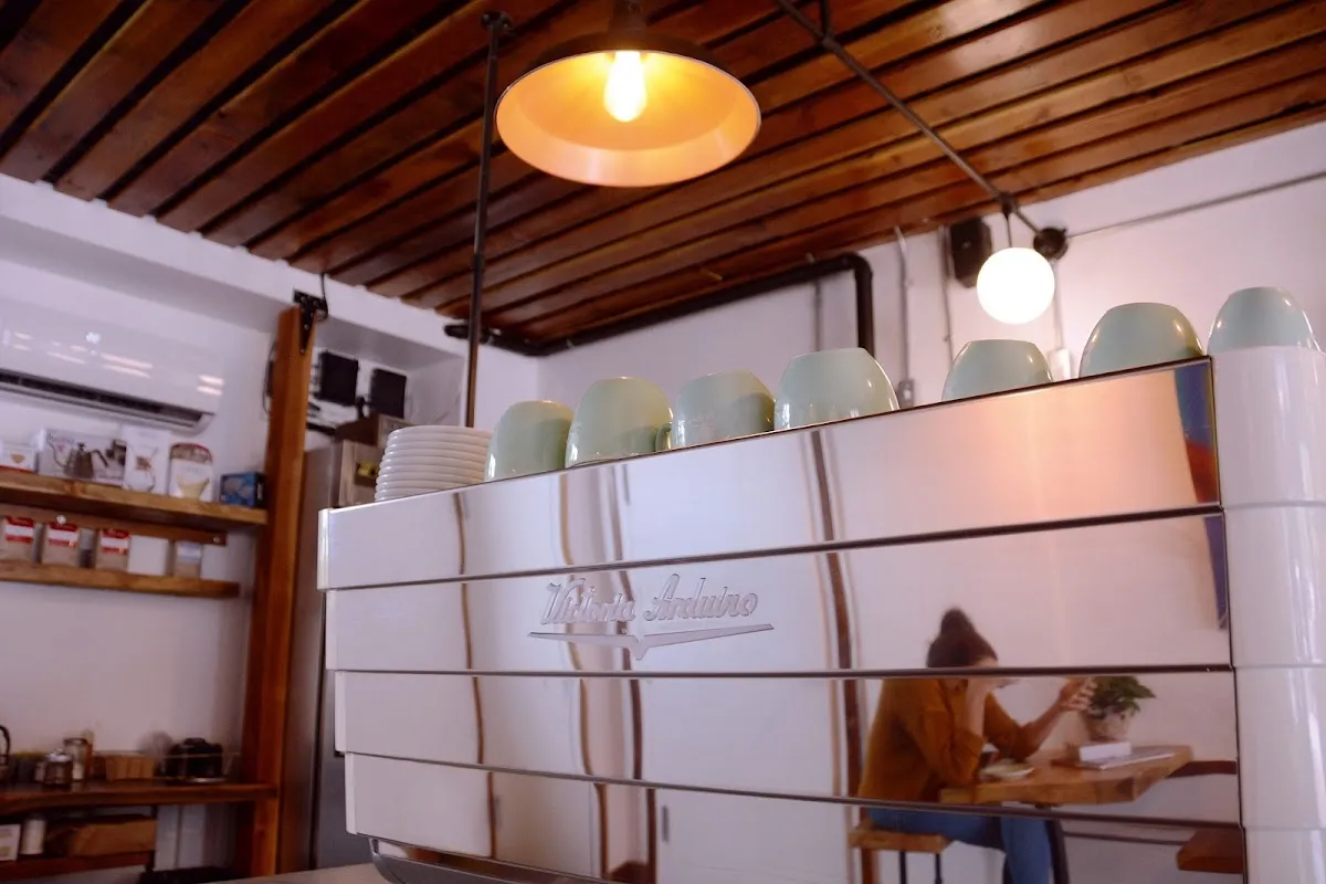 Bean Scene (Pandosy Village)