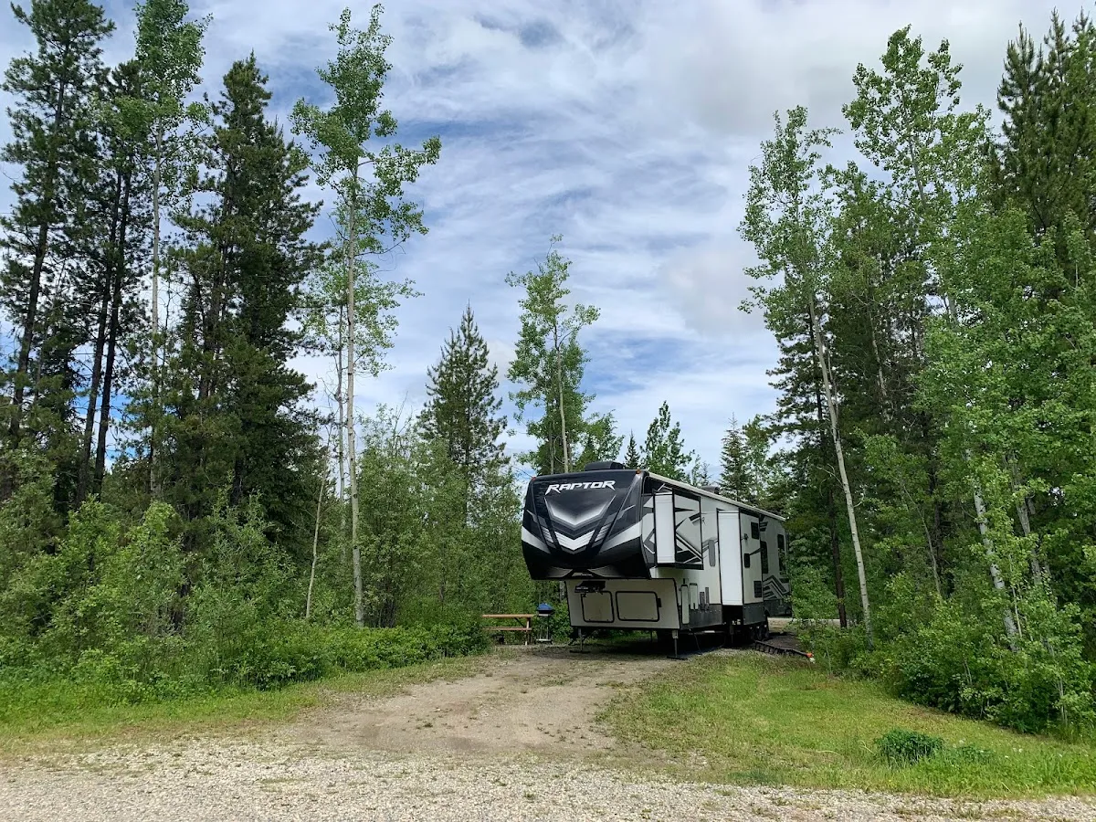 MamaYeh RV Park & Campground