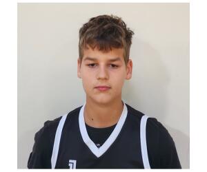 Rihards Rastopcins basketball player