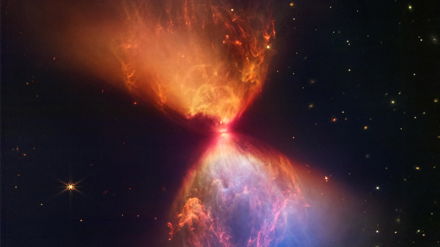 Blazing "Hourglass" around Young Star Captured by Telescope: NASA