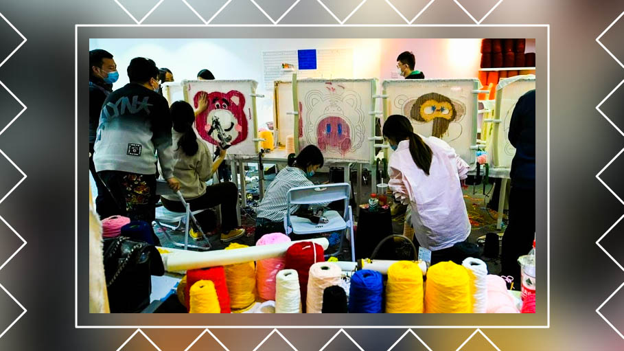 Young Chinese Weave away Stress with Handicrafts