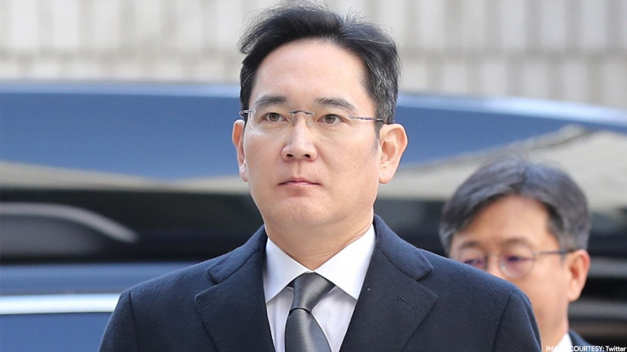 Samsung Boss, Convicted in Bribery Case, Gets Presidential Pardon