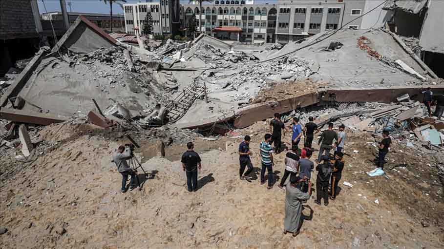 School in Gaza Hit: Hamas States 20 Killed in Israeli Attacks