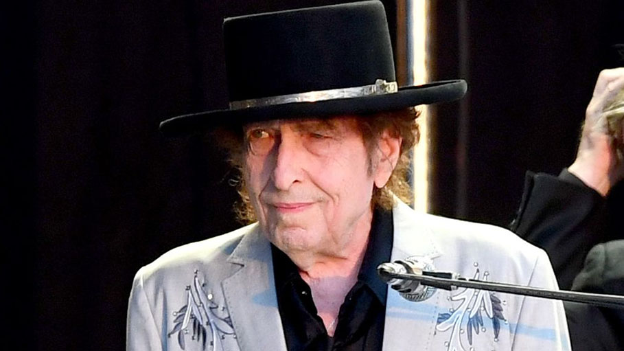 Woman Who Accused Bob Dylan of Sexual Abuse Drops Case