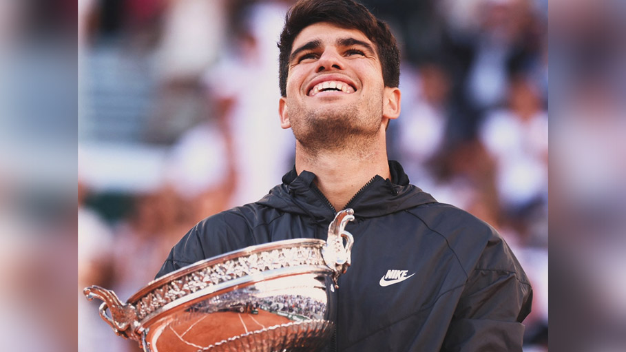 Alcaraz Beats Alexander Zverev to Win First French Open Title