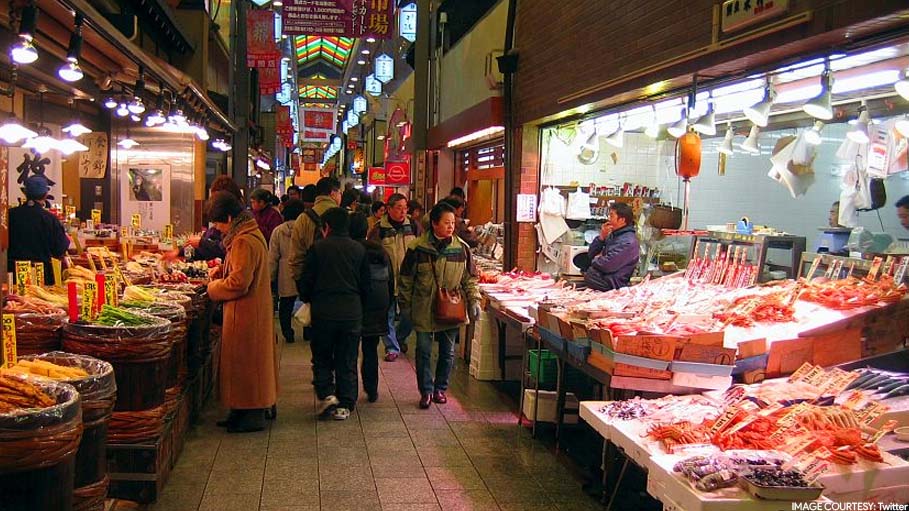 Foreign Students No Longer Allowed to Make Duty-Free Purchases: Japan