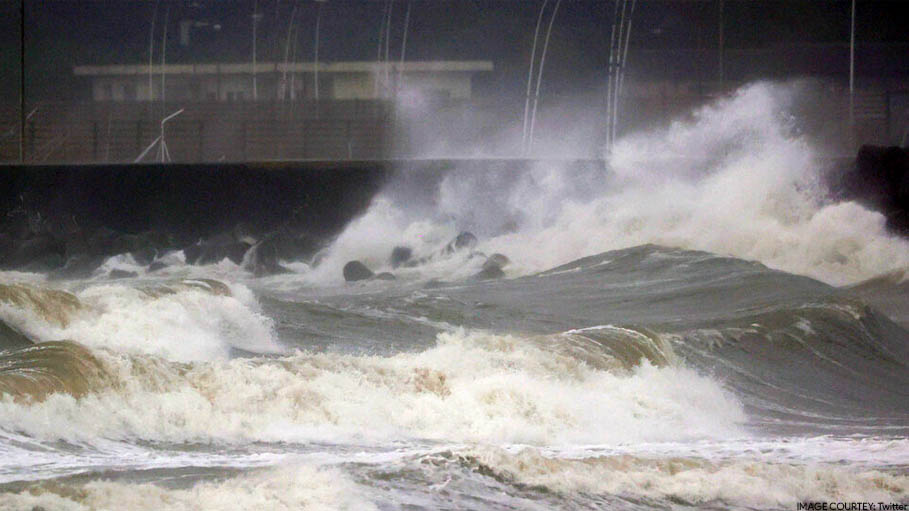 Typhoon Nanmadol Makes Landfall in Japan, Millions of People Asked to Evacuate