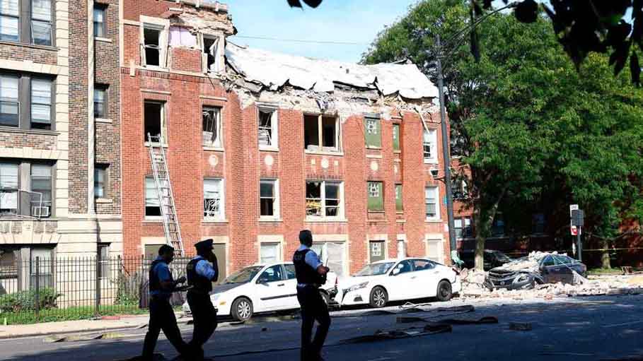 8 People Injured in a Blast at a Residential Building: Chicago