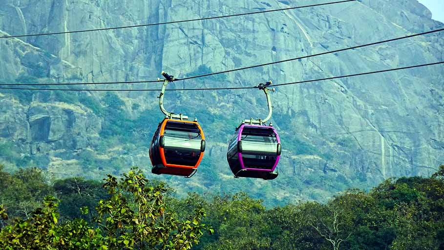 Everyone Rescued in Ropeway Incident in Jharkhand’s Deogarh; One Man Falls to Death