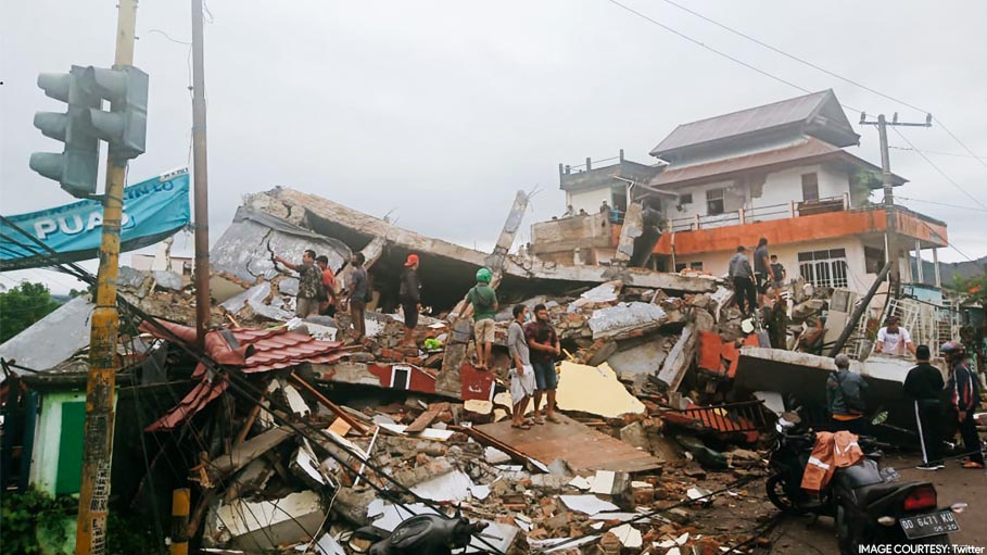 "Felt Like a Wave": People Flee into Streets after Massive Indonesia Jolt