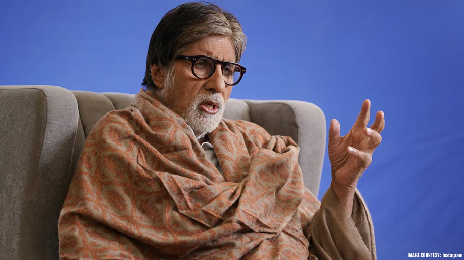 Amitabh Bachchan Cancels His Sunday Meet with Fans in Jalsa Due to Health Reasons