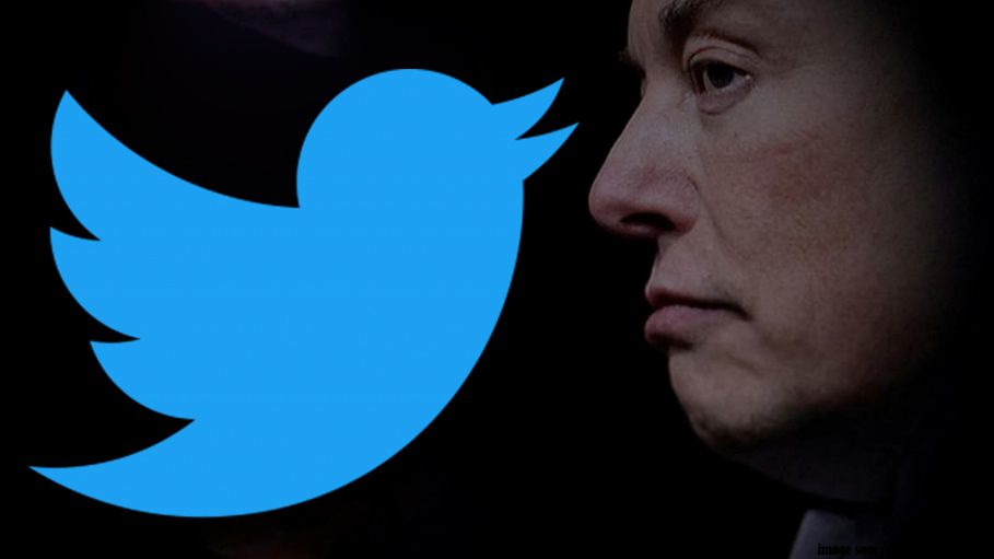 Twitter's Revenue Falls 40% Ahead of Musk's Big Payment Deadline