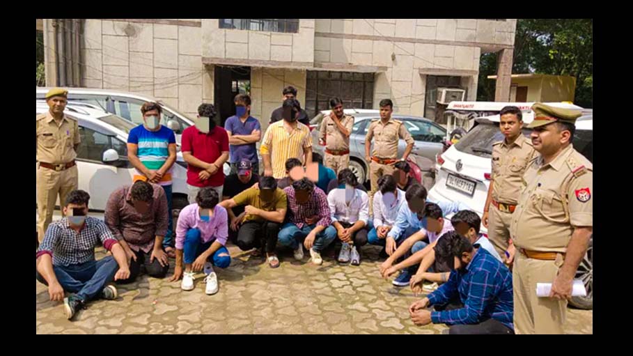 21 Arrested Near Delhi for Celebrating Birthdays on Flyovers