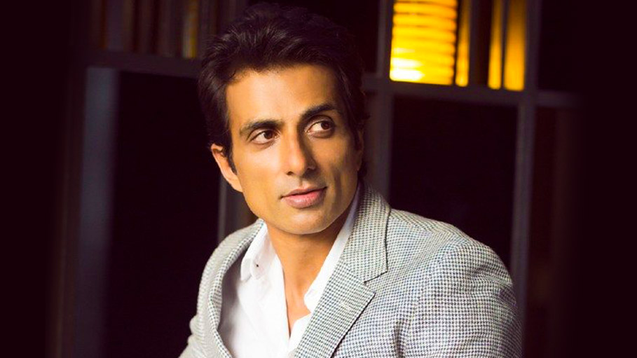 Actor Sonu Sood Honoured with the Special Humanitarian Award by UNDP