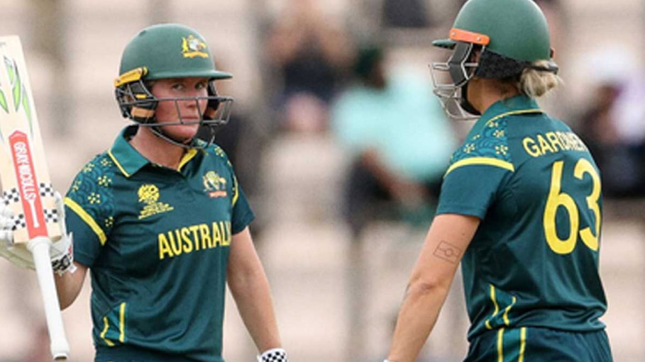 Beth Mooney, Ashleigh Gardner Power Australia Into Record Eighth Women’s T20 World Cup Final