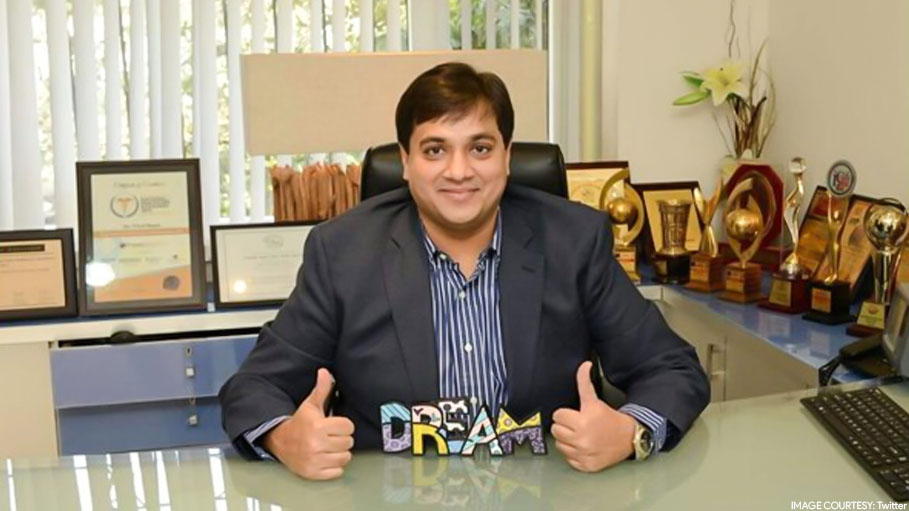Celebrity Cosmetic Surgeon Viral Desai Accused of Sexually Assaulting TV Actress
