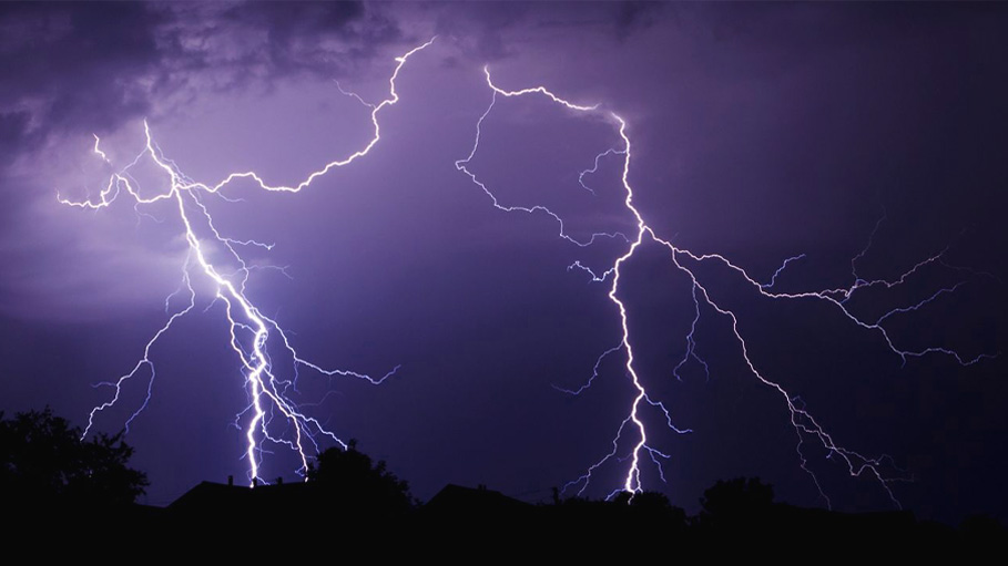 Tragedy Strikes in Himachal Pradesh: Two Killed in Lightning Strike