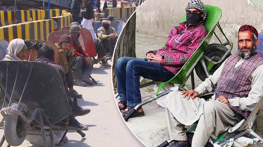 Nearly a Million Afghans Lose Jobs Since Taliban Takeover