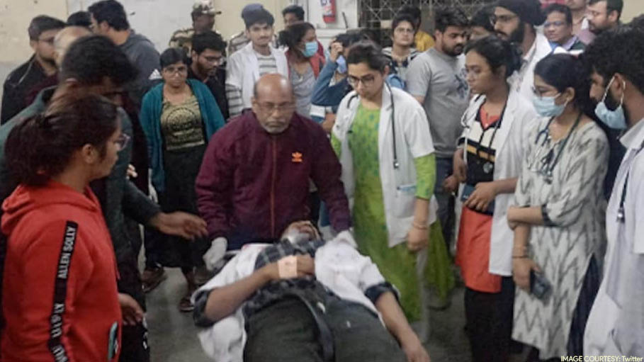 Patient Attacks Doctors with Knife at Maharashtra Hospital, Arrested