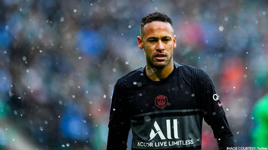 With a Little Dance, Footballer Neymar Backs Jair Bolsonaro in Brazil Vote