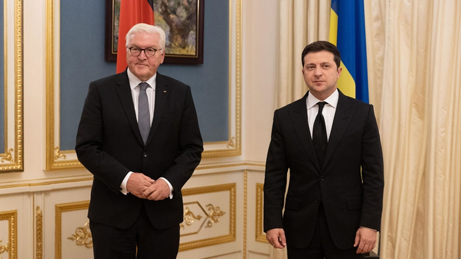 German President in Kyiv on Surprise Visit to Meet Zelensky
