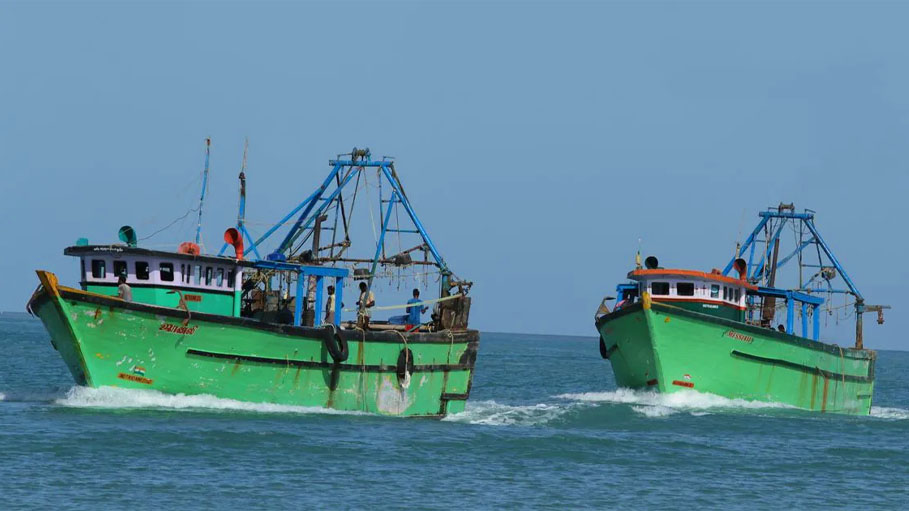 Nine Indian Fishermen Are Arrested for Allegedly Fishing in Sri Lankan Waters