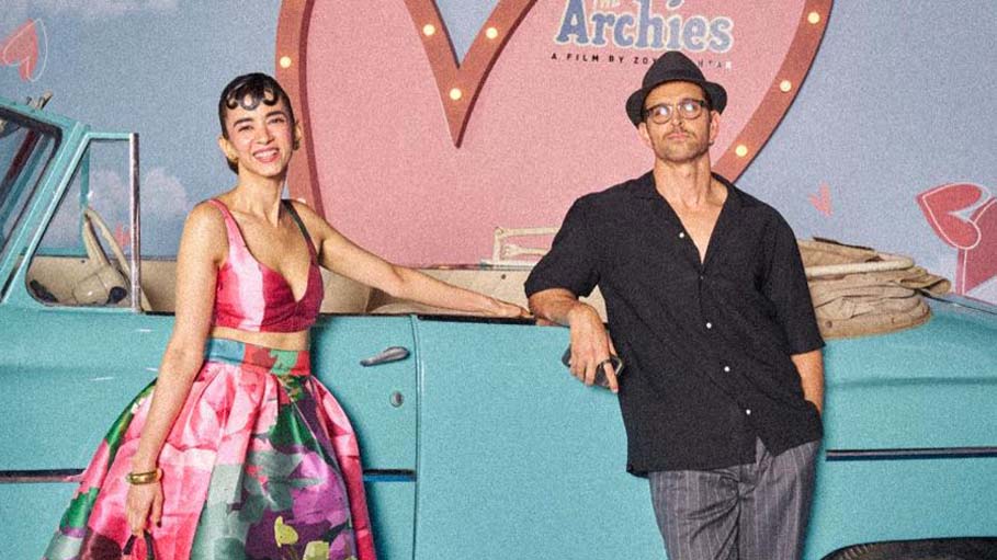 Bringing Back the 60s: Hrithik Roshan and Saba Azad Give Vintage Fashion a Modern Twist