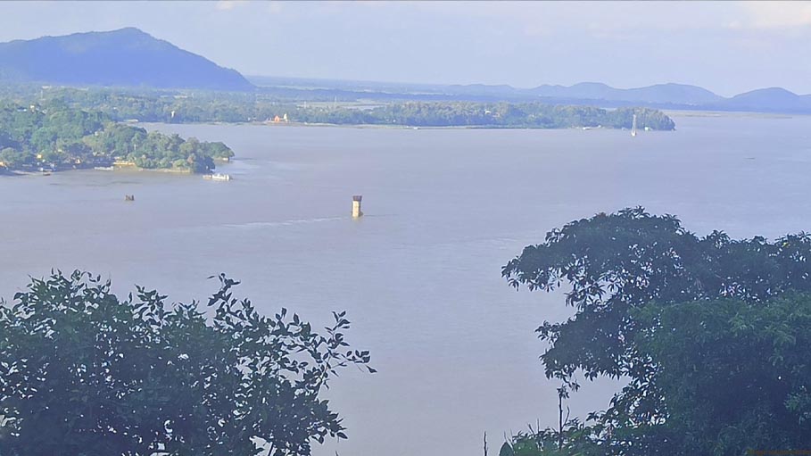 Due to Heavy Rains in Assam, The Brahmaputra's Water Level Rises