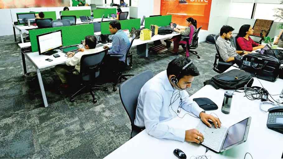 Indian Services Sector Growth Touches 6-Month High in December