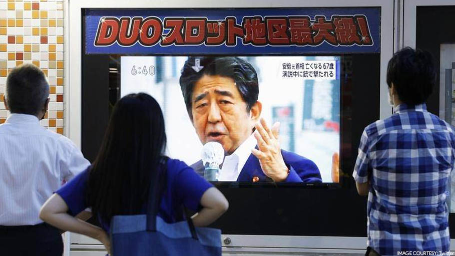 Japanese Mourn Ex PM Shinzo Abe Day after His Sudden Assassination