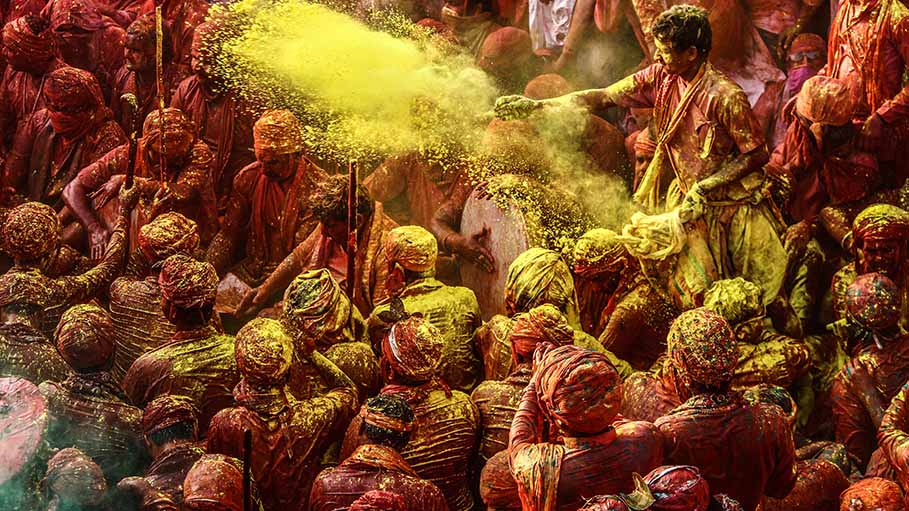 Holi Songs Playlist with Must Have Holi Food Specialities