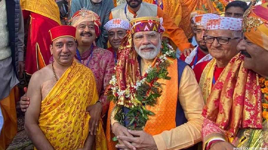 Modi Attends Dusshera Festival in Himachal in Traditional Attire