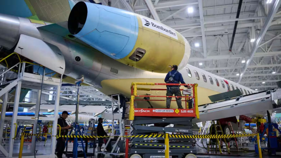 Trump Threatens to Block Bombardier Jet Sales in US Unless It Builds Jets in America