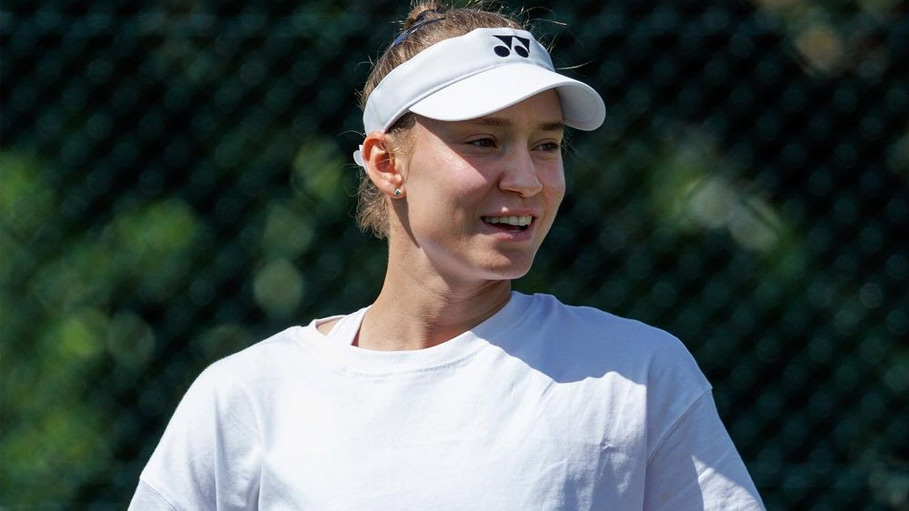 Elena Rybakina Withdraws from Eastbourne Ahead of Wimbledon Defence