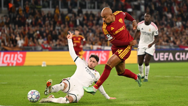 Donyell Malen’s Brace Puts Roma in Control