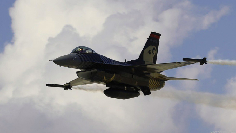 17 Killed in Turkish Strikes on Syria Border Posts