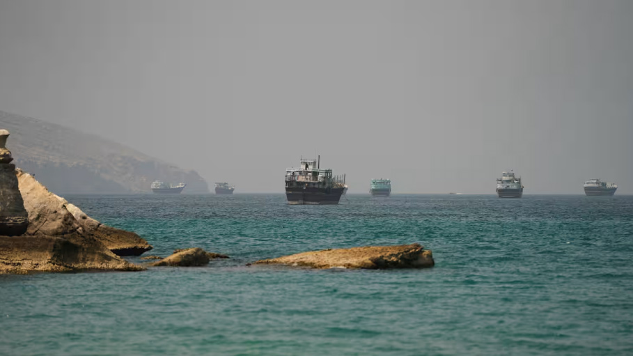 Iran Threatens Gulf Exclusion Zone, Claims Advanced Missile Attack on US Warships