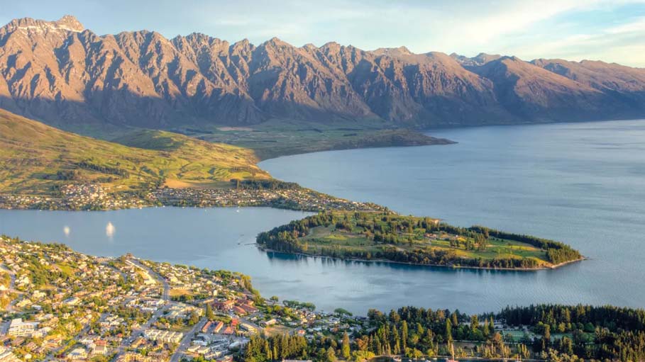 New Zealand: Tsunami Threat Has Eased after Powerful Pacific Quake