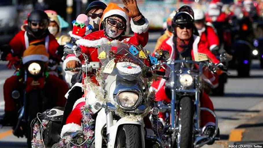 Santa Claus Bikers Parade against Child Abuse, Tokyo