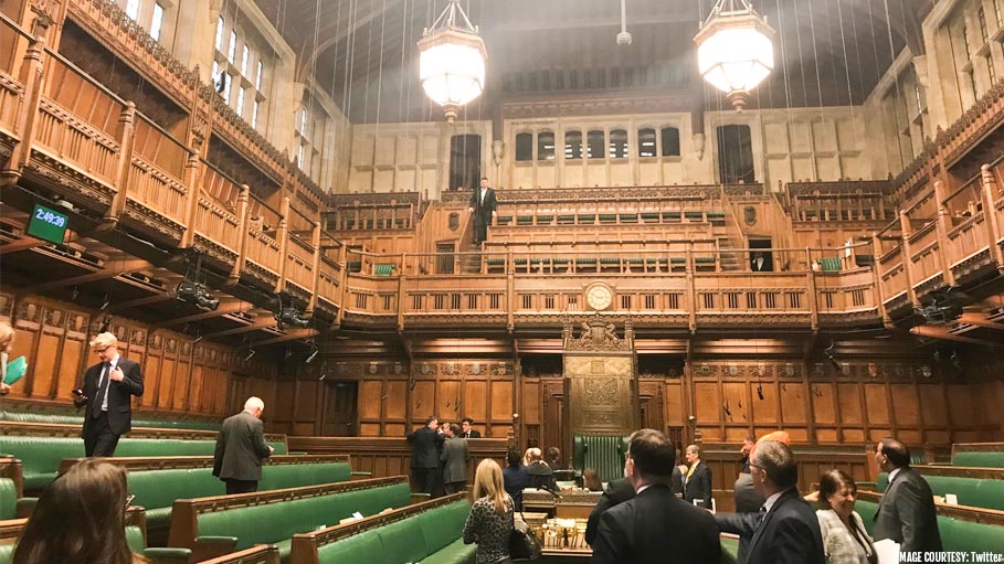 Water Leak Forces British Parliament to Close
