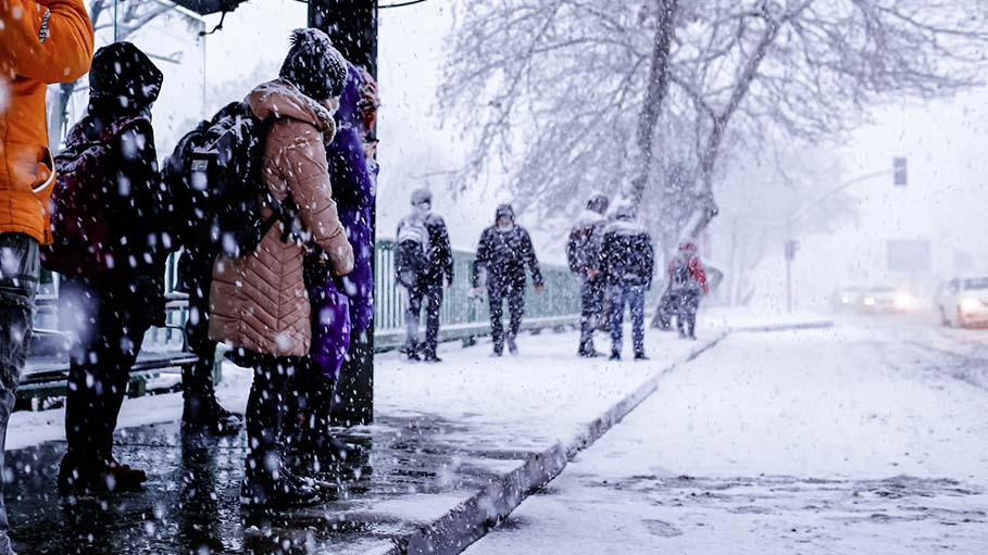 "Everything is Frozen": Snow Storm Shuts Down Busiest Airport in Europe