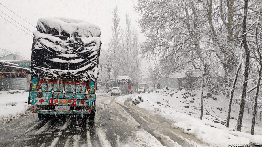 Jammu-Srinagar Highway Reopens as Weather Improves