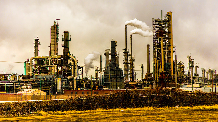 Oil Retreats as Doubts Surface on Price-War Truce