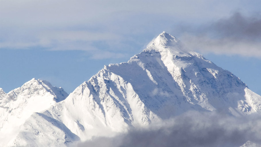 Mount Everest is Higher Than Thought, Say Nepal And China